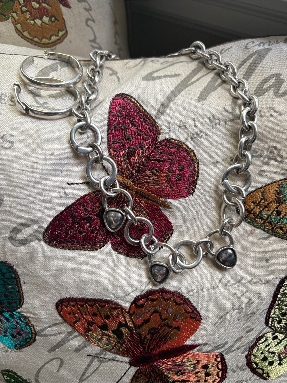 Matching set …Ciclon silver plated necklace and hoop earrings